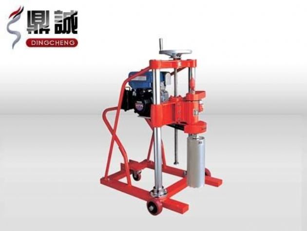點(diǎn)擊查看詳細信息<br>標題：內燃式鉆孔取芯機 閱讀次數：4565