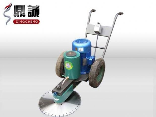 點(diǎn)擊查看詳細(xì)信息<br>標(biāo)題：手推式切樁機(jī) 閱讀次數(shù)：13792