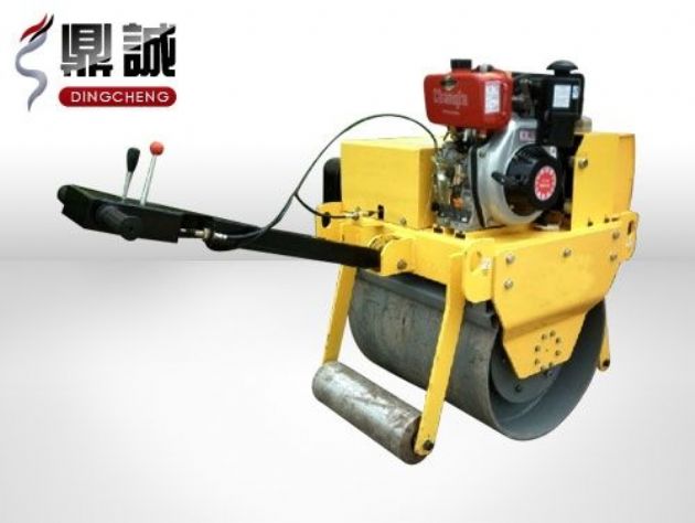 點(diǎn)擊查看詳細(xì)信息<br>標(biāo)題：重型手扶式單鋼輪壓路機(jī) 閱讀次數(shù)：13648
