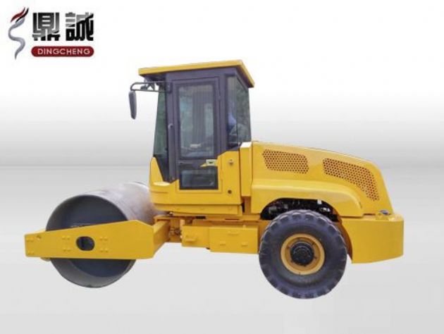 點(diǎn)擊查看詳細(xì)信息<br>標(biāo)題：6噸單鋼輪振動(dòng)壓路機(jī) 閱讀次數(shù)：13601