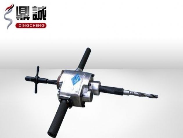 點(diǎn)擊查看詳細信息<br>標題：ZK19型軌道鉆 閱讀次數：3944