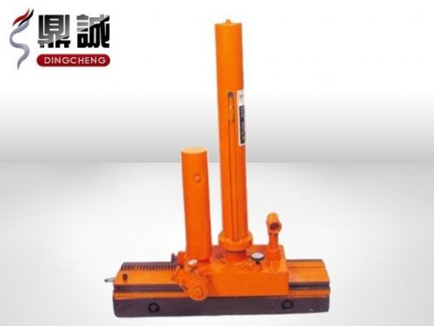 點(diǎn)擊查看詳細信息<br>標題：機車(chē)落軌復位機 閱讀次數：4995