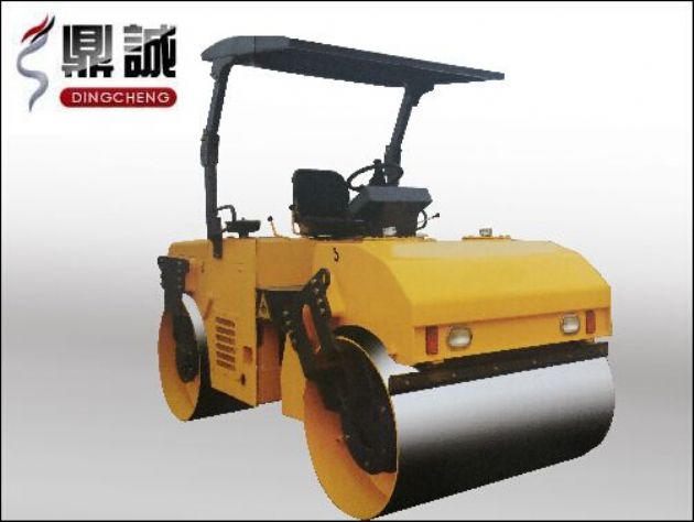 點(diǎn)擊查看詳細(xì)信息<br>標(biāo)題：6噸雙鋼輪振動(dòng)壓路機(jī) 閱讀次數(shù)：13442